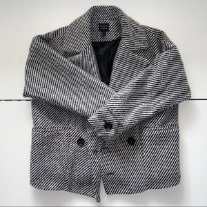 FOREVER 21 BLACK & GREY STRIPPED POLYESTER JACKET